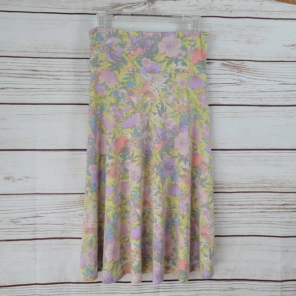 Lularoe | Stretchy Pastel Floral Skirt Simply Comf - Picture 4 of 6